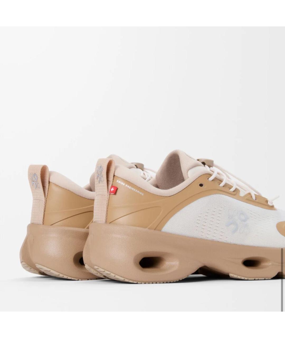 LOEWE Бежевые кроссовки, фото 4
