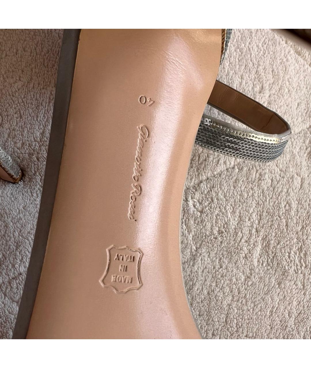 GIANVITO ROSSI Серебряные кожаные босоножки, фото 6