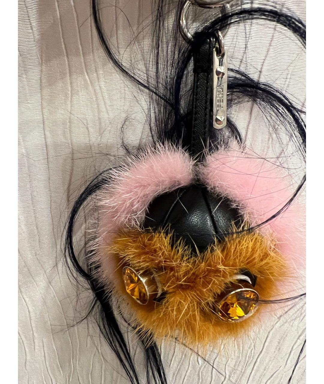 FENDI Розовый брелок, фото 7