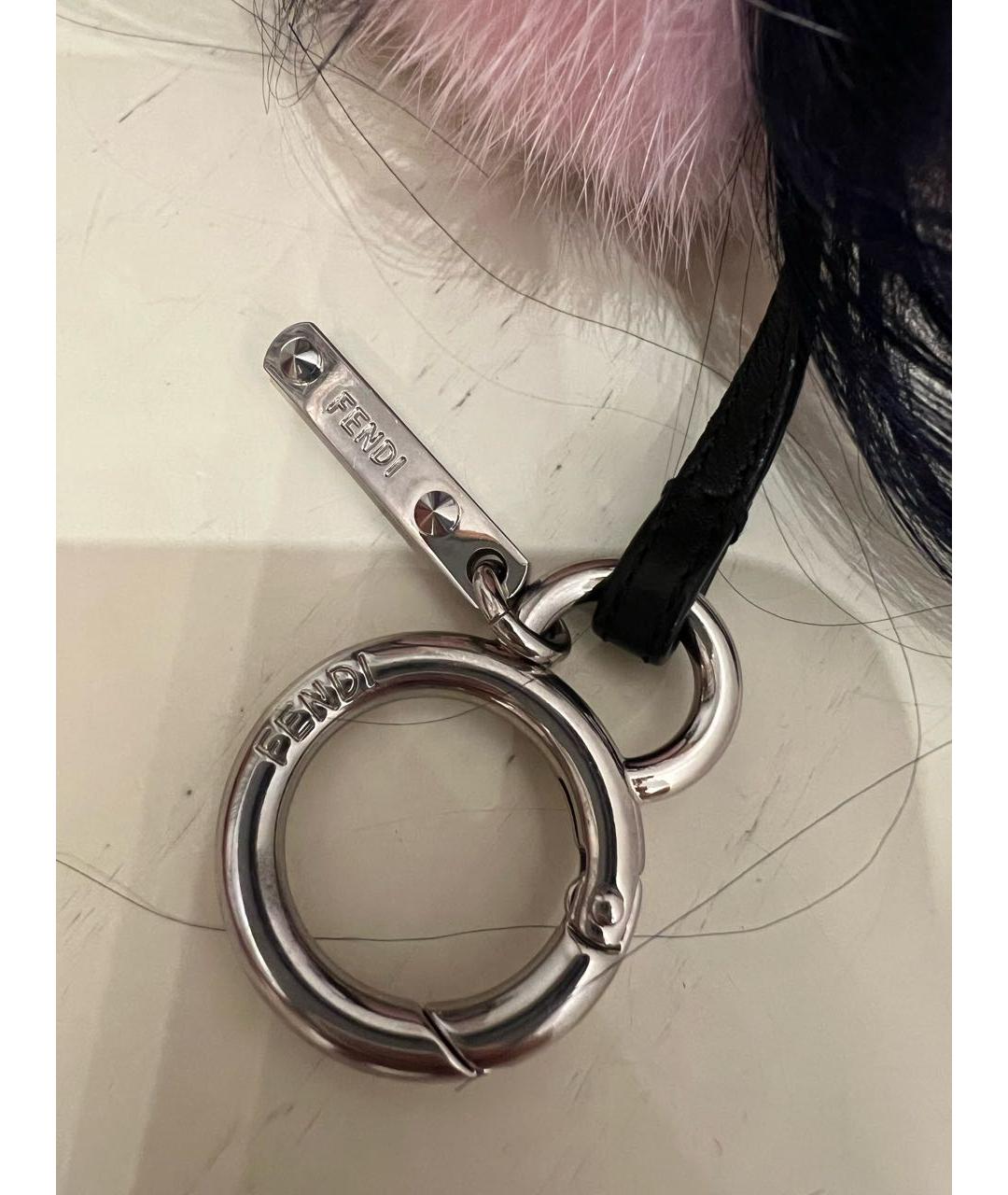 FENDI Розовый брелок, фото 3