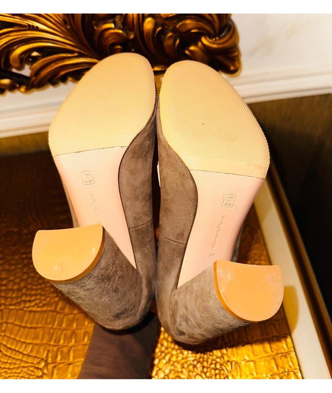 GIANVITO ROSSI Бежевые замшевые туфли, фото 4