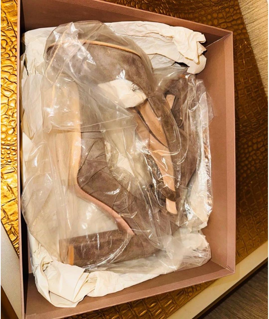 GIANVITO ROSSI Бежевые замшевые туфли, фото 5