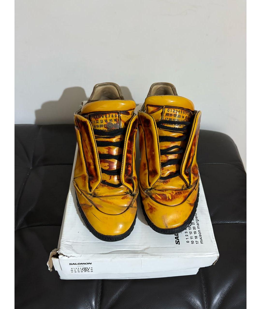 MAISON MARGIELA Желтые кожаные низкие кроссовки / кеды, фото 2