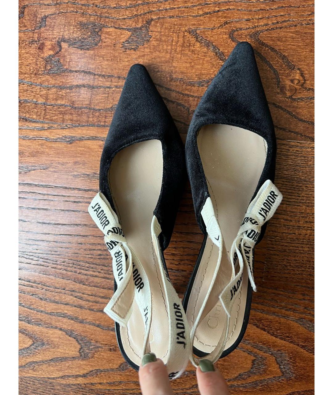 CHRISTIAN DIOR Черные бархатные лодочки на низком каблуке, фото 3