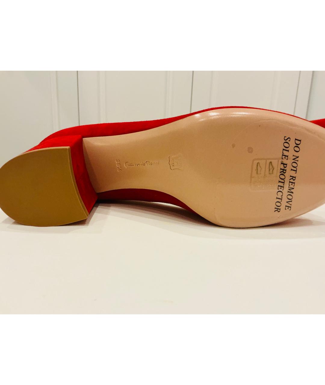 GIANVITO ROSSI Красные замшевые туфли, фото 3