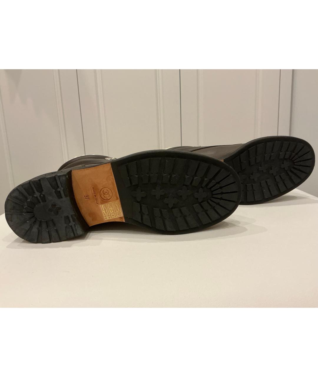 CHANEL Коричневые кожаные ботинки, фото 4