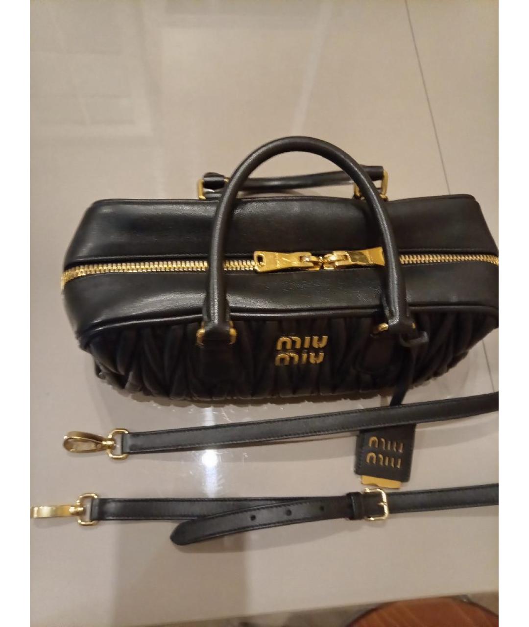 MIU MIU Черная кожаная сумка с короткими ручками, фото 5