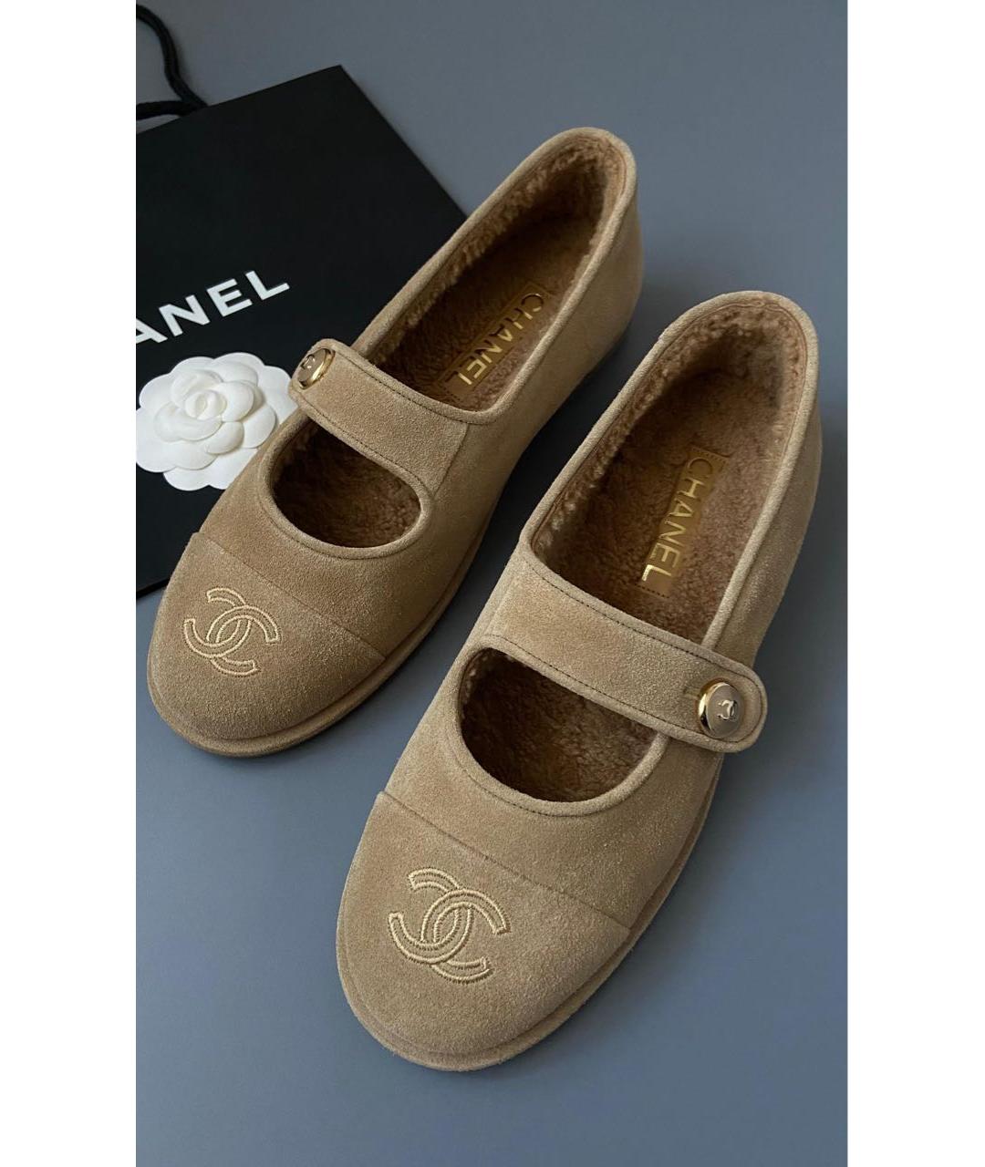 CHANEL Бежевые замшевые балетки, фото 3