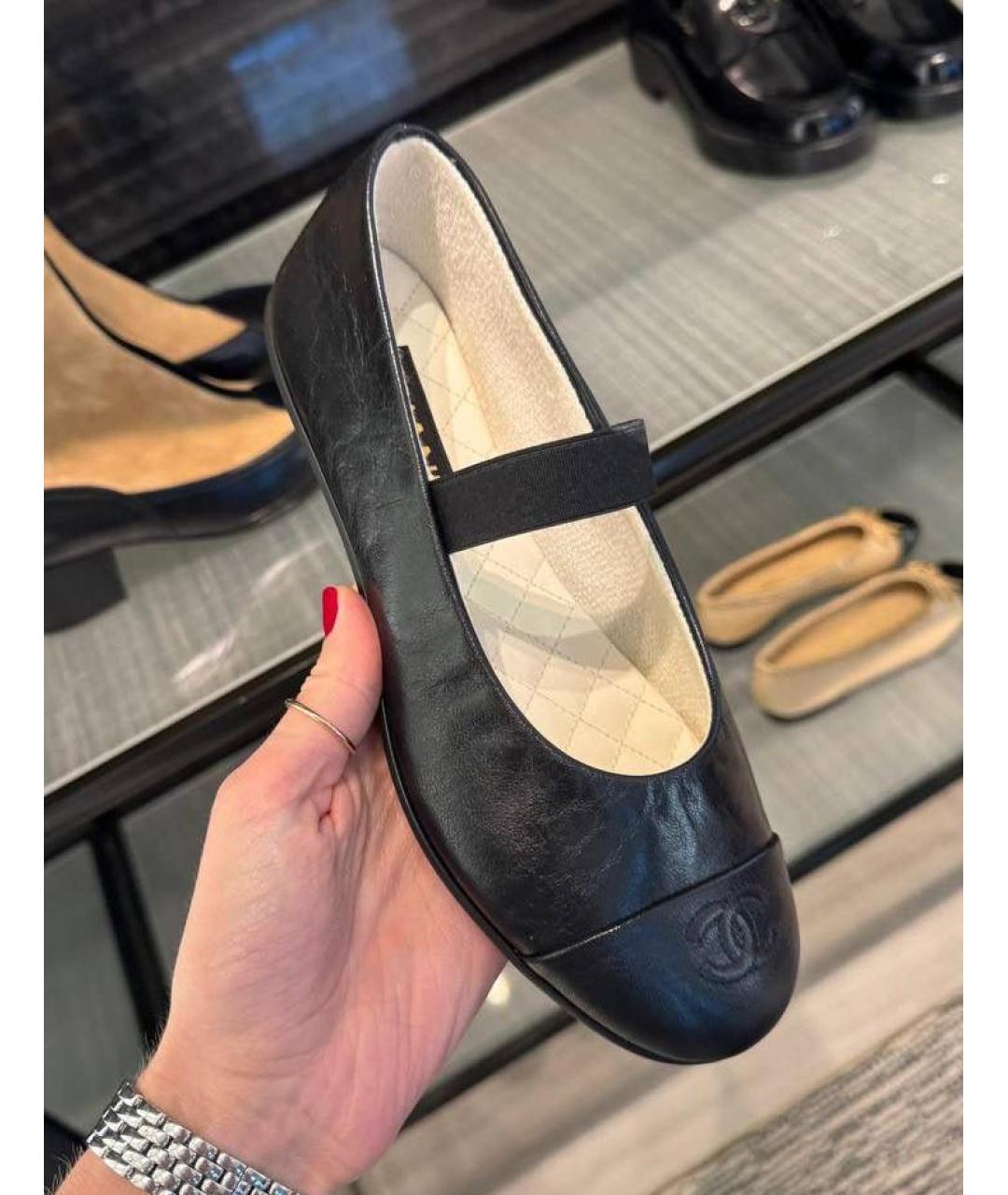 CHANEL Черные кожаные балетки, фото 3