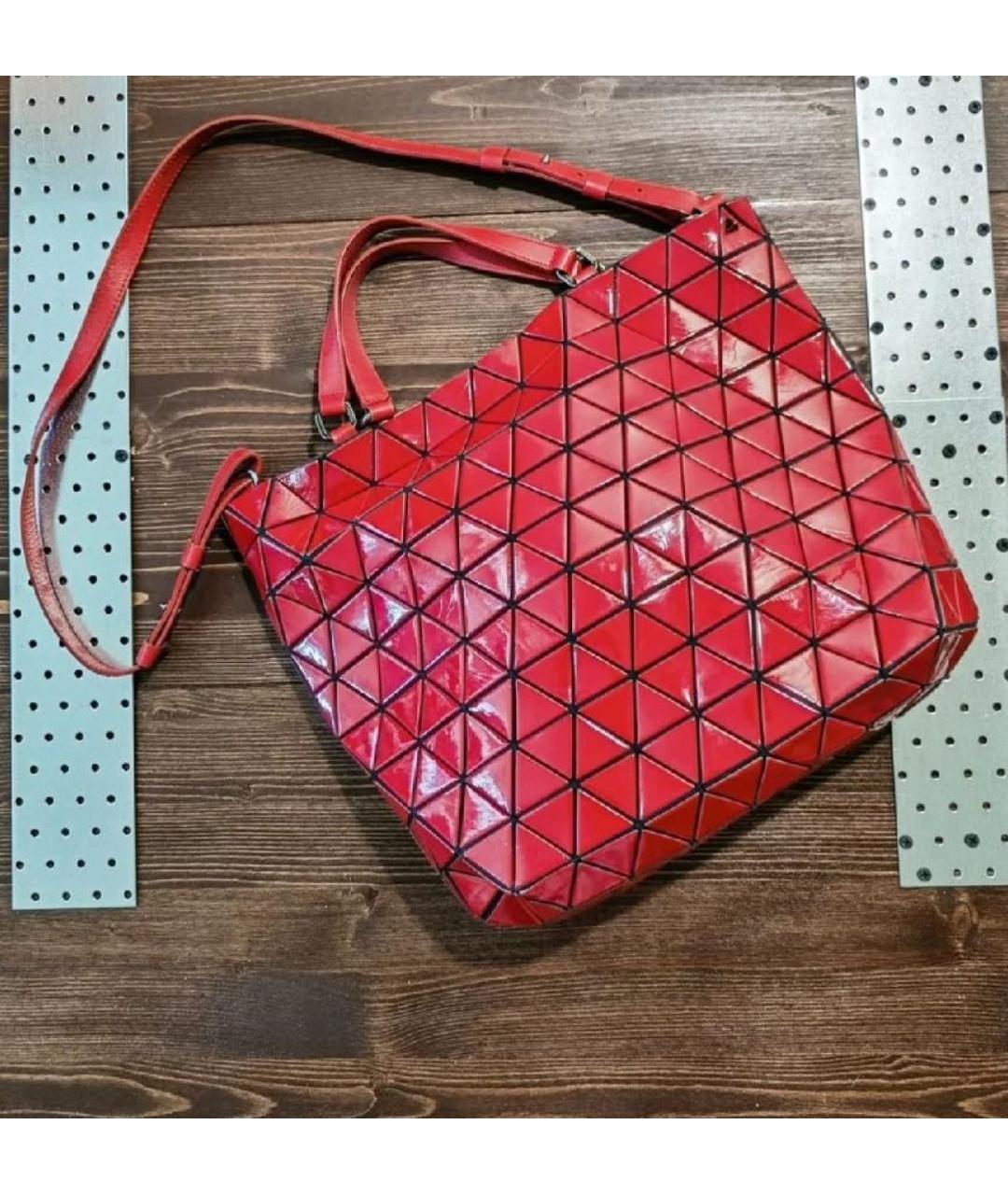BAO BAO ISSEY MIYAKE Красная синтетическая сумка тоут, фото 2