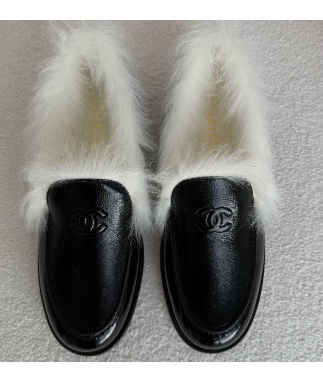 CHANEL Черные лоферы из лакированной кожи, фото 5