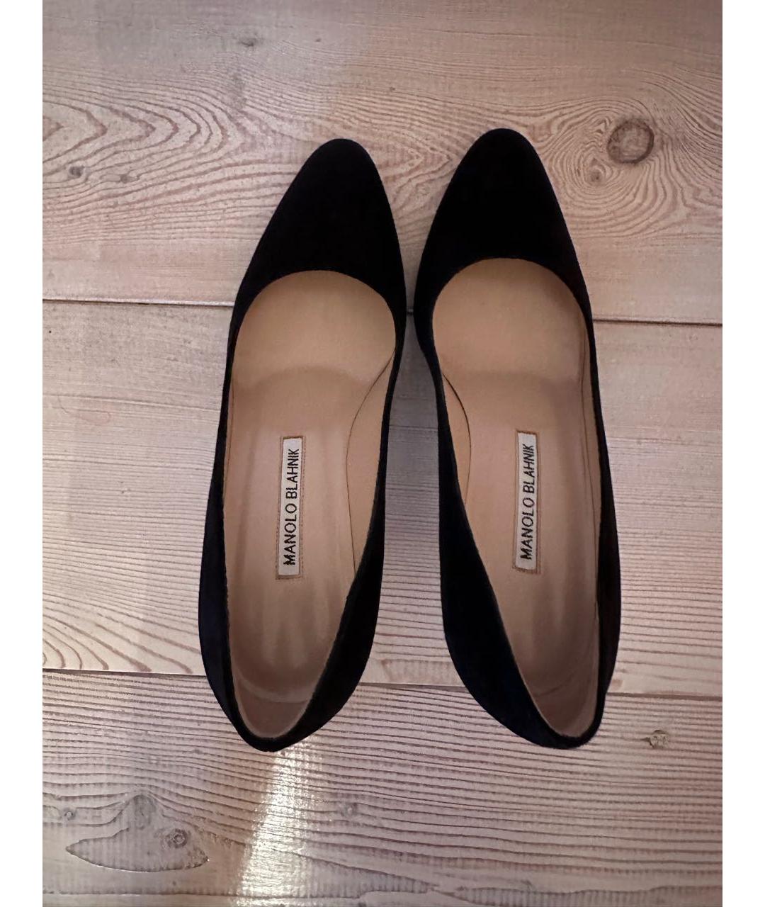 MANOLO BLAHNIK Черные замшевые туфли, фото 2