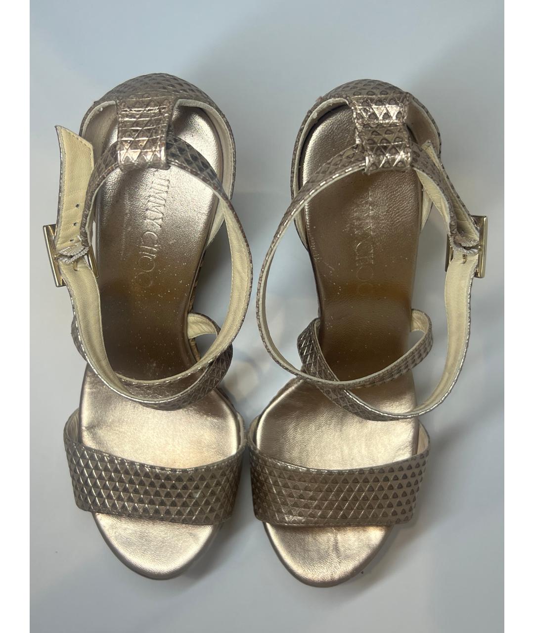 JIMMY CHOO Золотые босоножки из искусственной кожи, фото 3