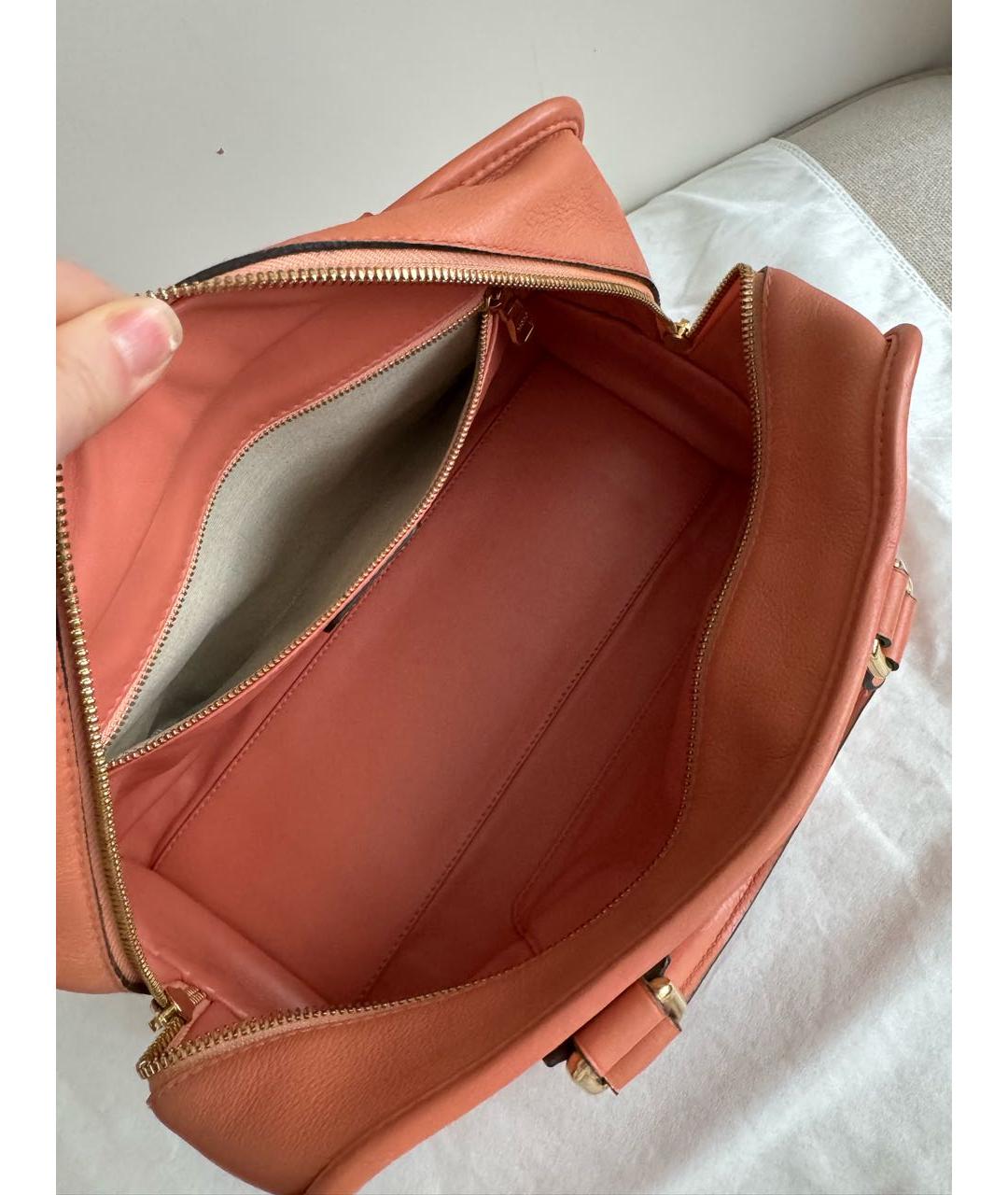 LOEWE Коралловая кожаная сумка с короткими ручками, фото 4