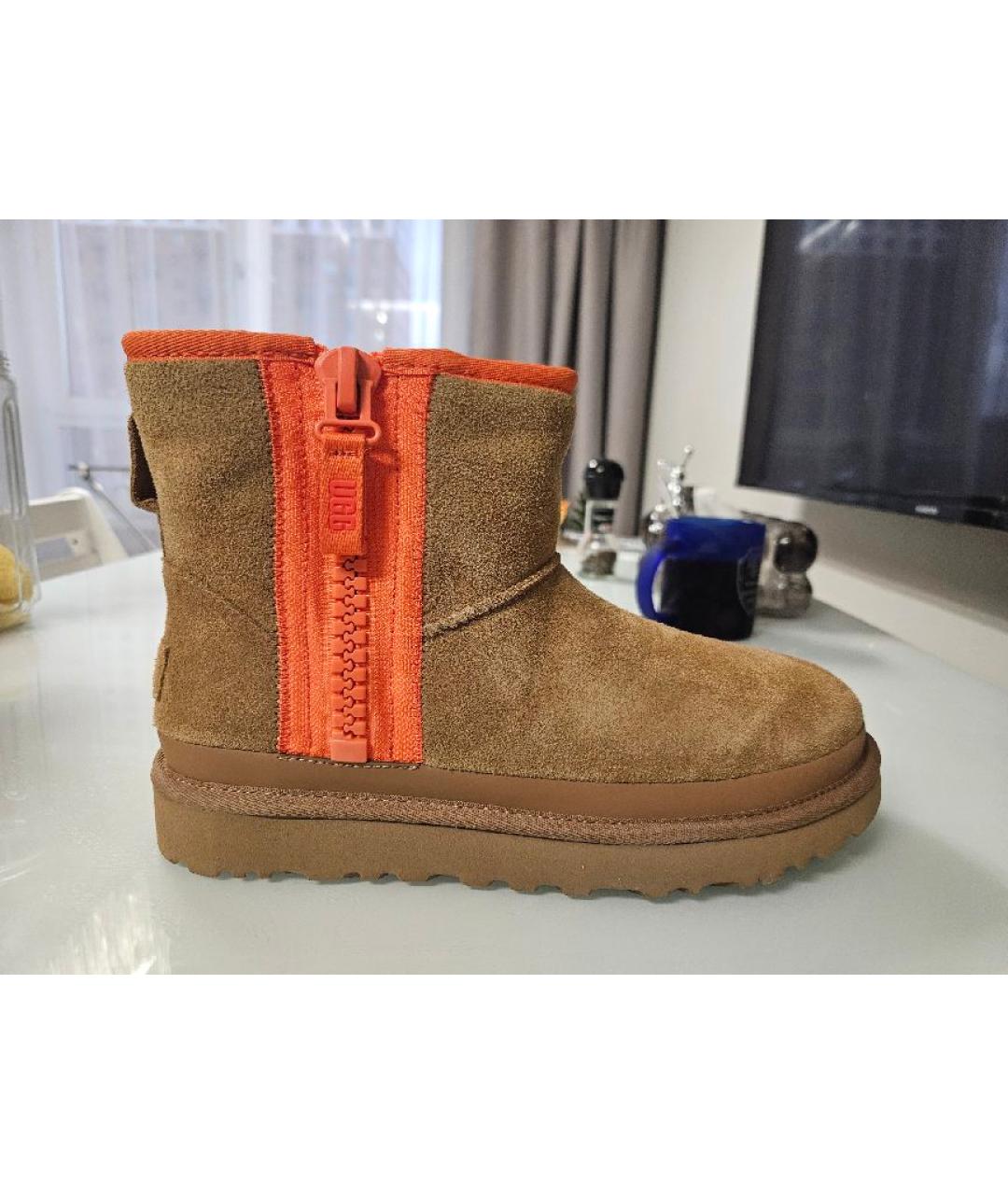 UGG AUSTRALIA Коричневые замшевые сапоги, фото 8