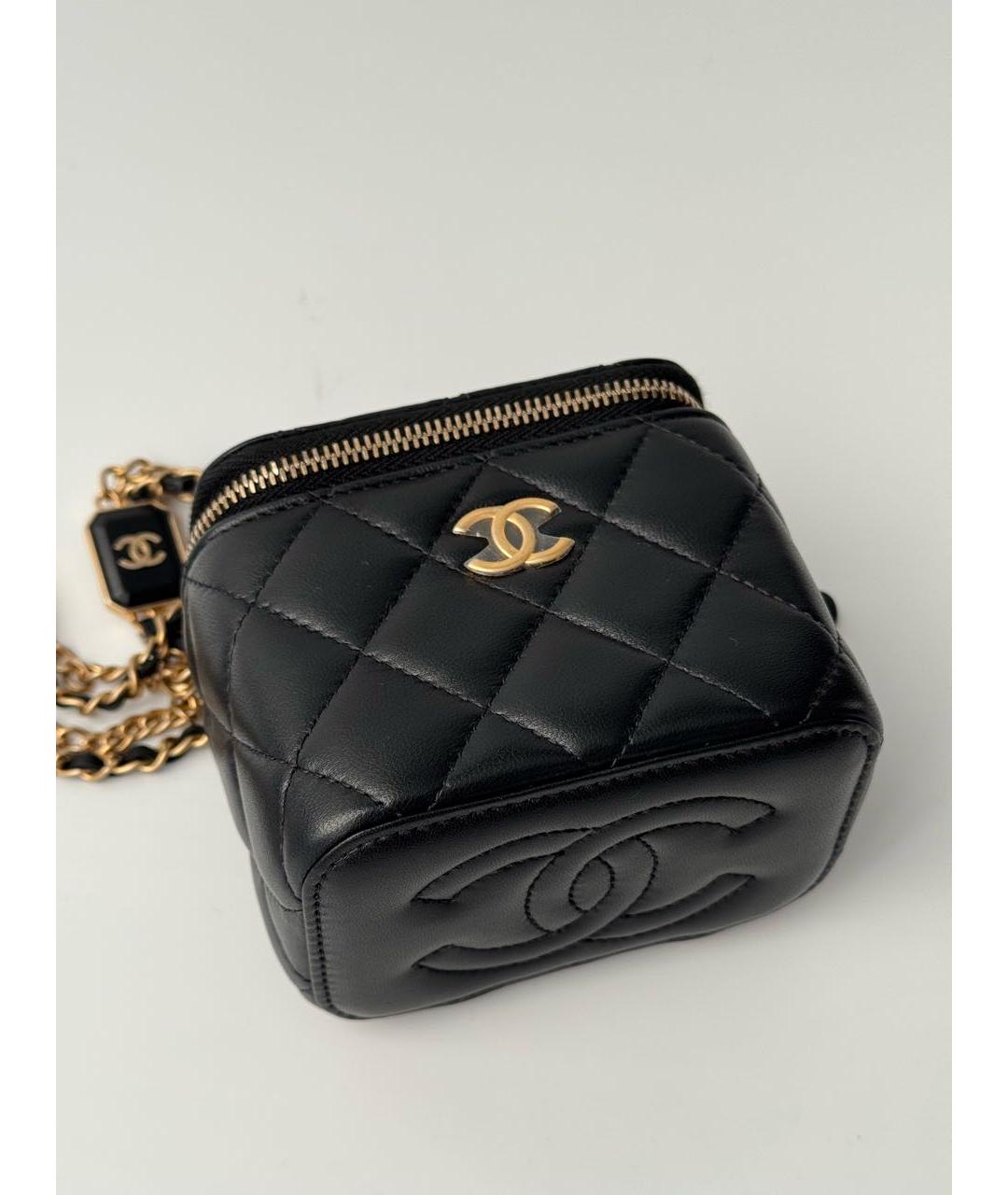 CHANEL Черная кожаная сумка через плечо, фото 6