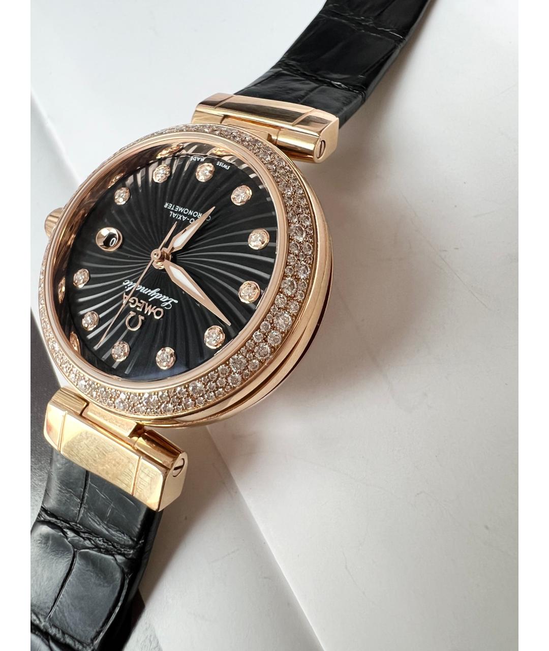 OMEGA Черные часы из розового золота, фото 5