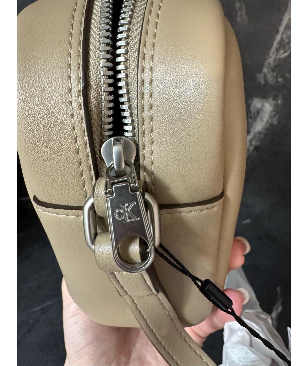 CALVIN KLEIN Бежевая сумка через плечо из искусственной кожи, фото 5