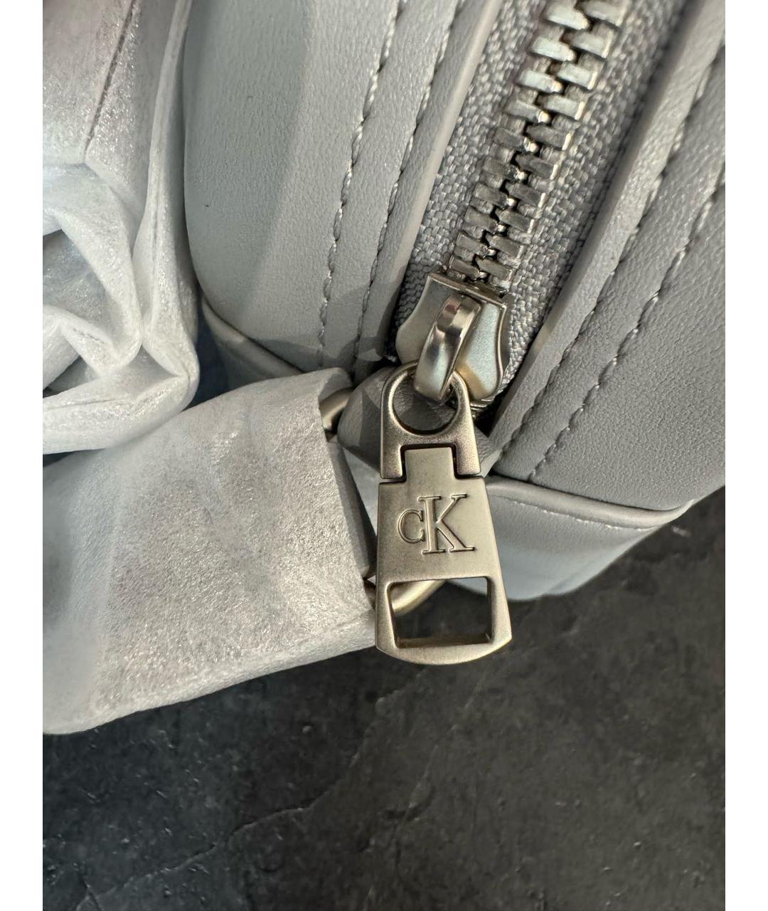 CALVIN KLEIN Серая сумка через плечо из искусственной кожи, фото 7