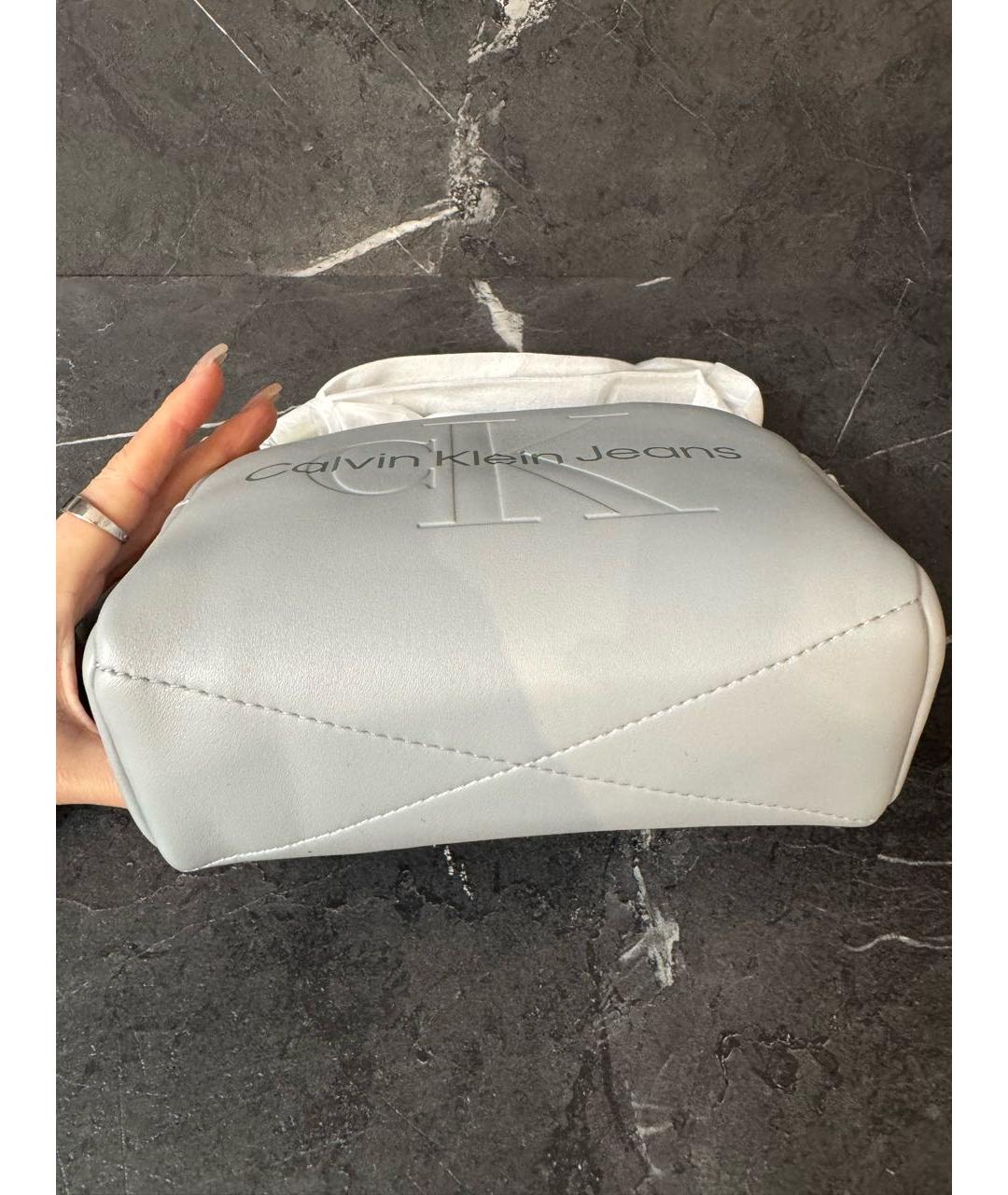 CALVIN KLEIN Серая сумка через плечо из искусственной кожи, фото 8