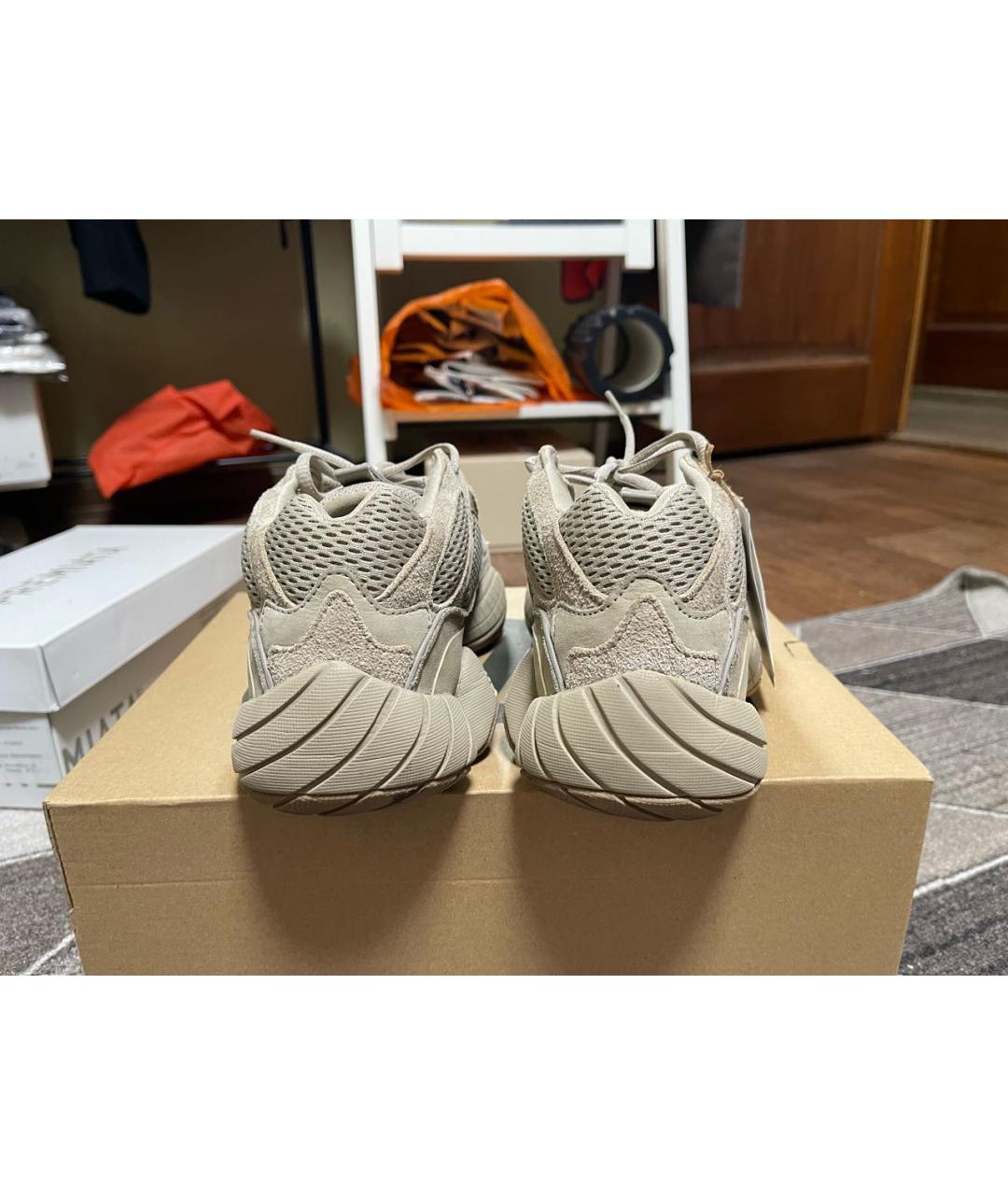 ADIDAS YEEZY Бежевые кожаные низкие кроссовки / кеды, фото 4