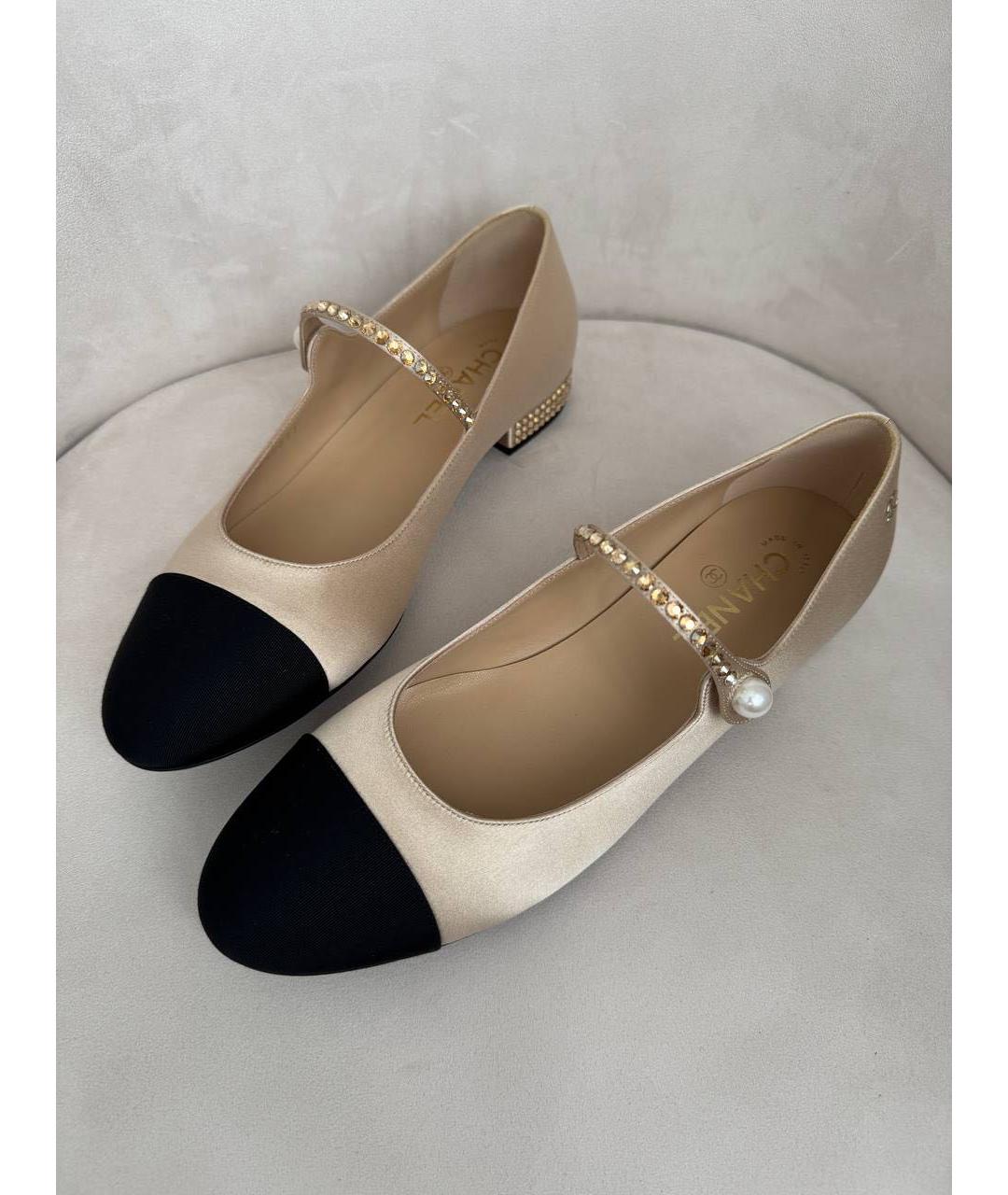 CHANEL Бежевые текстильные балетки, фото 2