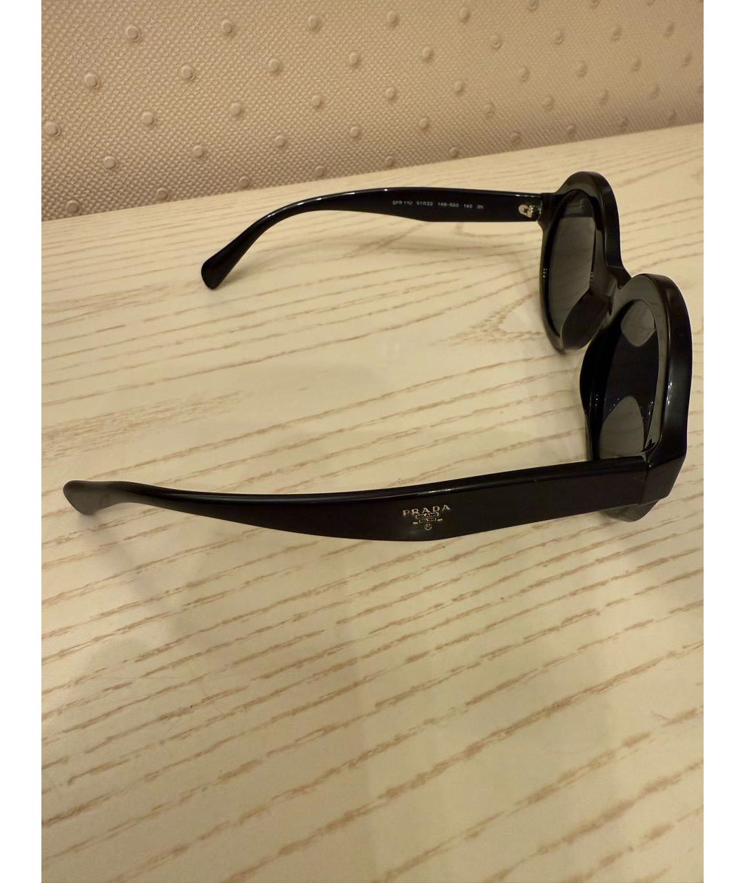 PRADA Черные пластиковые солнцезащитные очки, фото 2