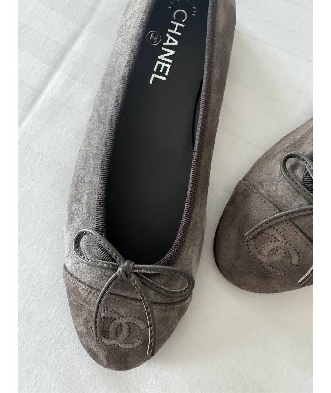 CHANEL Серые замшевые балетки, фото 2