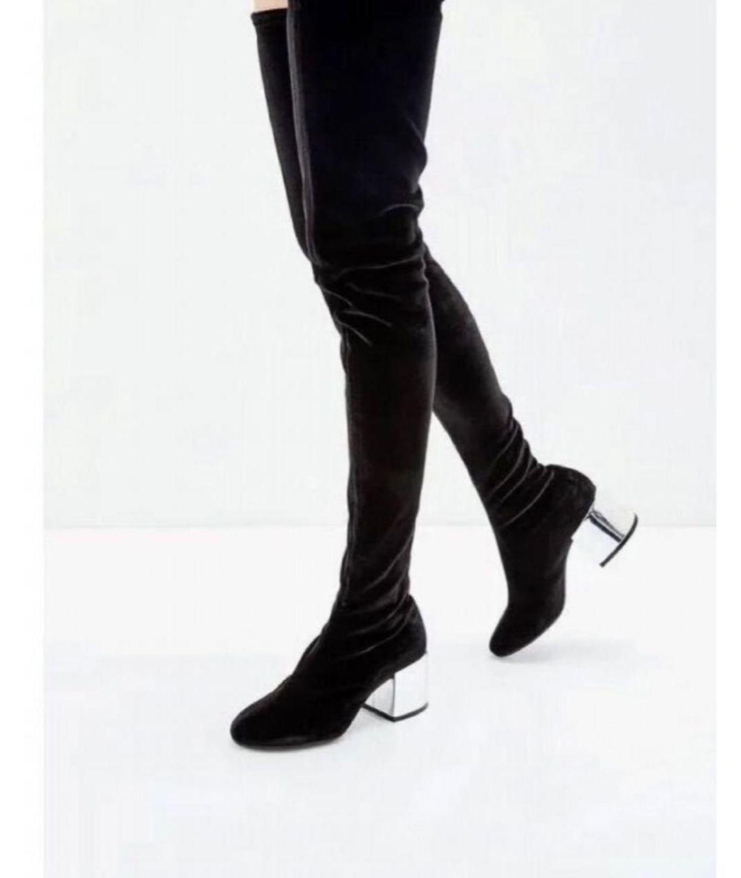 MAISON MARGIELA Черные бархатные ботфорты, фото 3