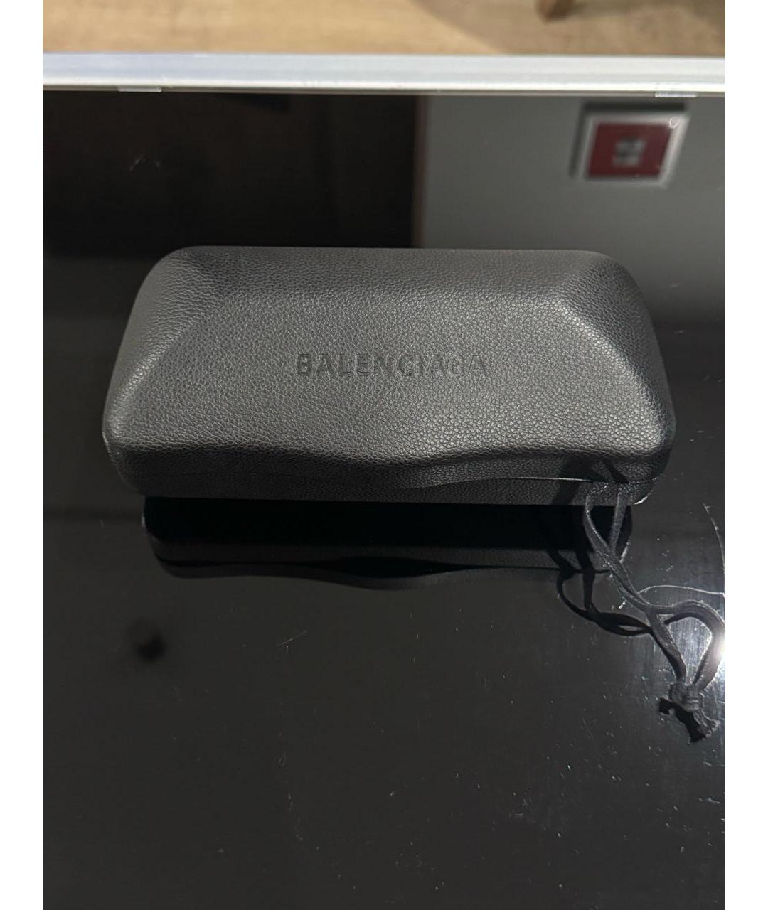 BALENCIAGA Черные пластиковые солнцезащитные очки, фото 4