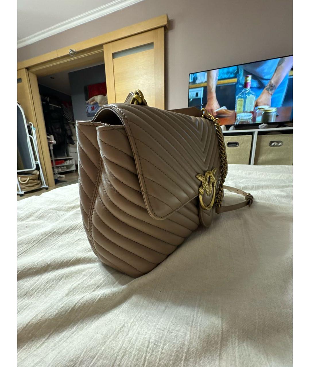 PINKO Бежевая кожаная сумка с короткими ручками, фото 2