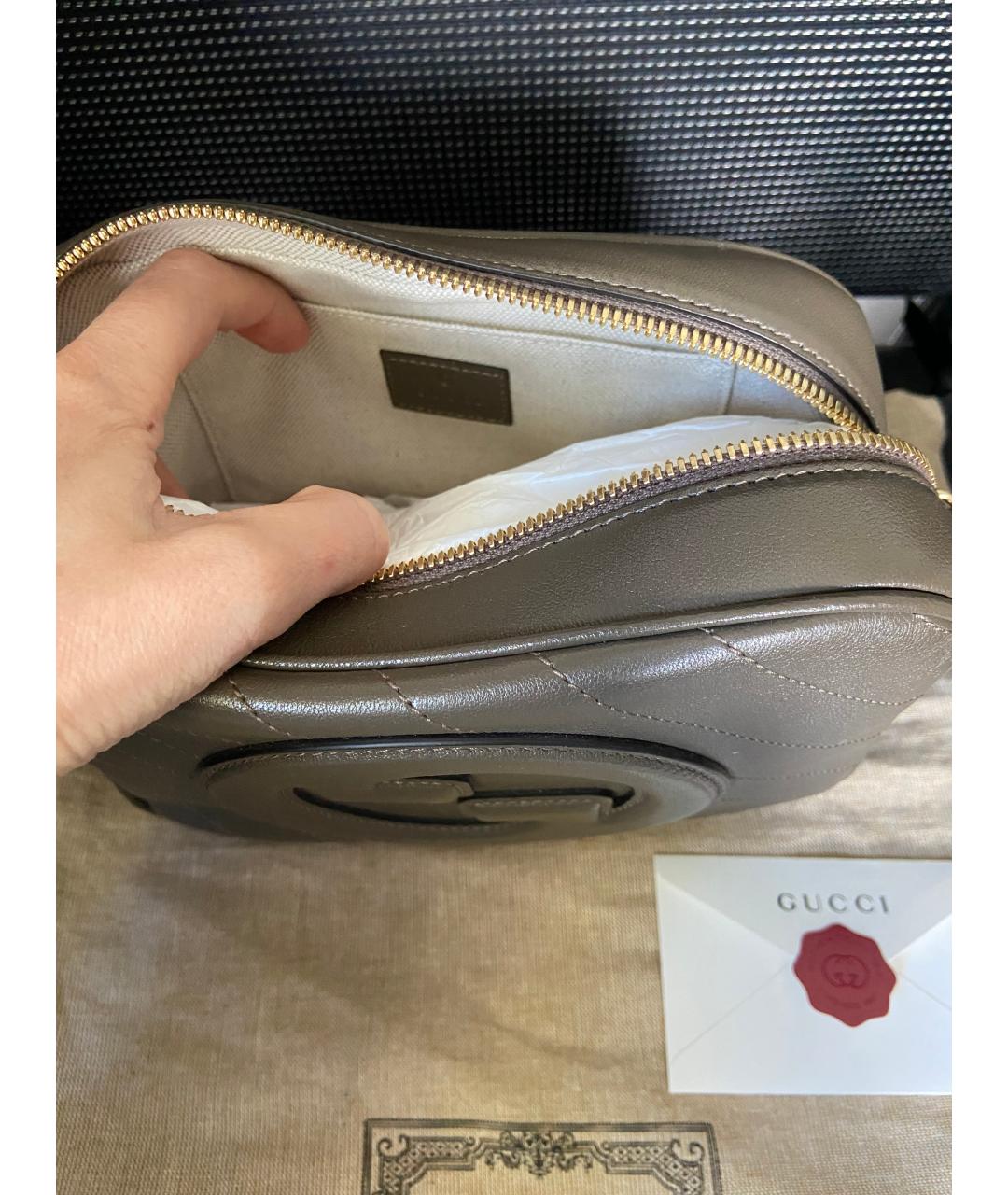 GUCCI Серая кожаная сумка через плечо, фото 3