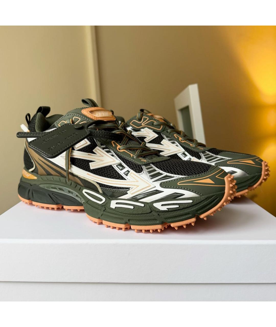 OFF-WHITE Хаки кожаные низкие кроссовки / кеды, фото 2