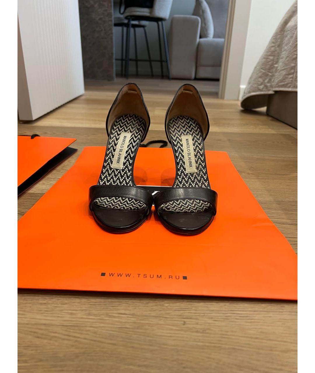 MANOLO BLAHNIK Черные замшевые туфли, фото 2