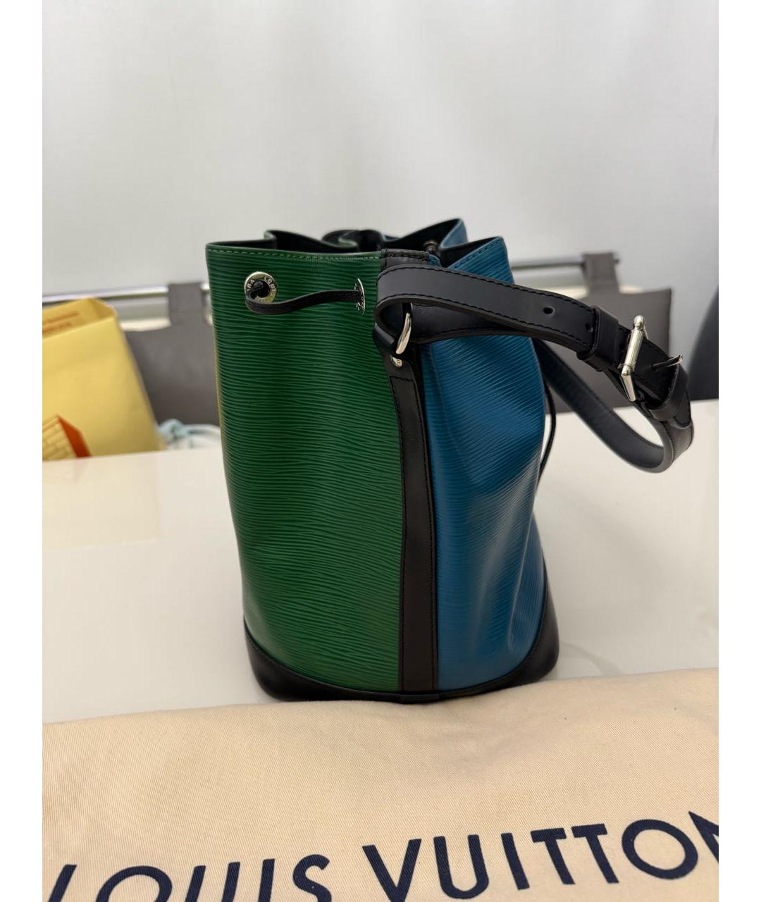 LOUIS VUITTON Зеленая кожаная сумка через плечо, фото 2