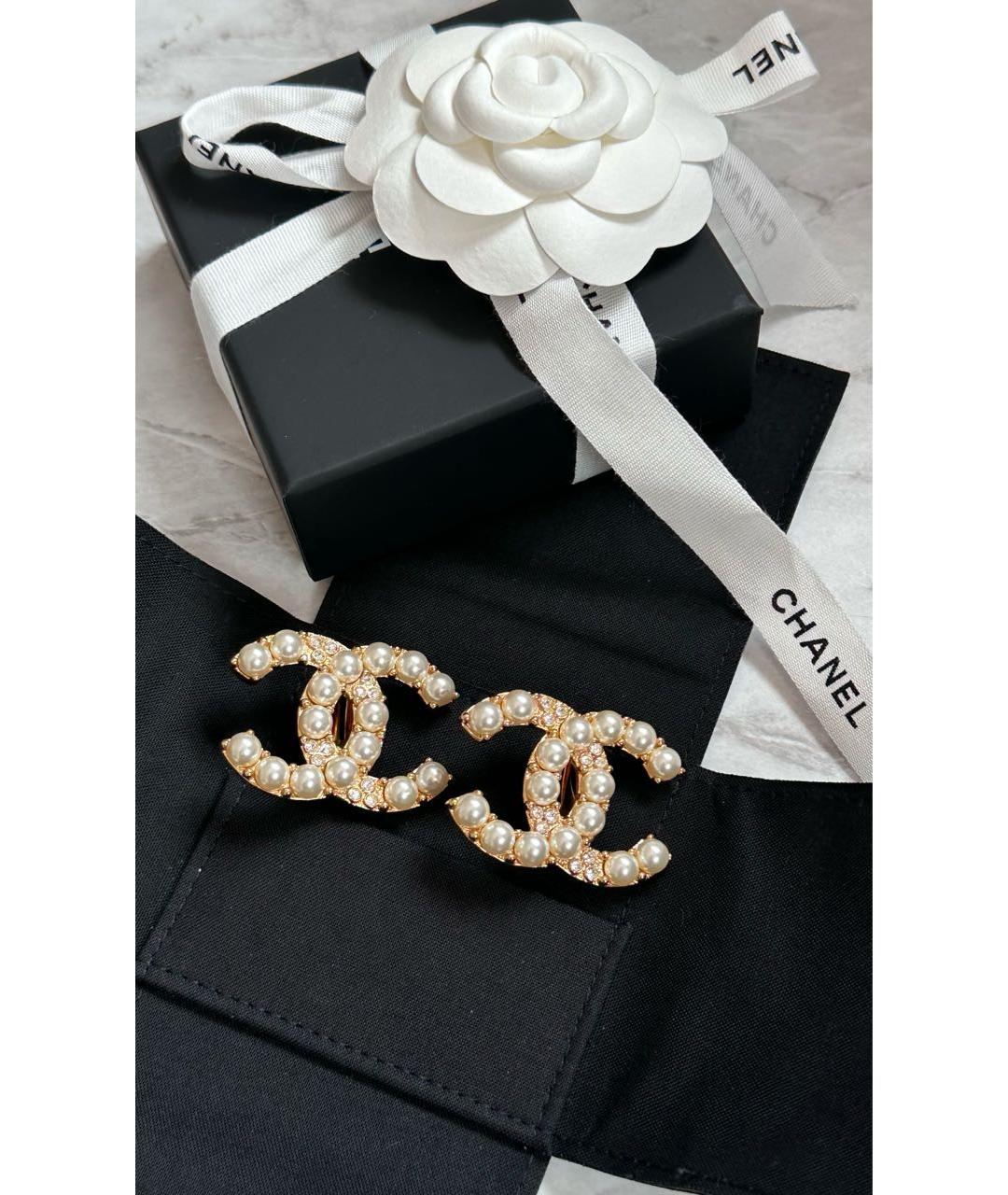 CHANEL Золотые металлические клипсы, фото 2