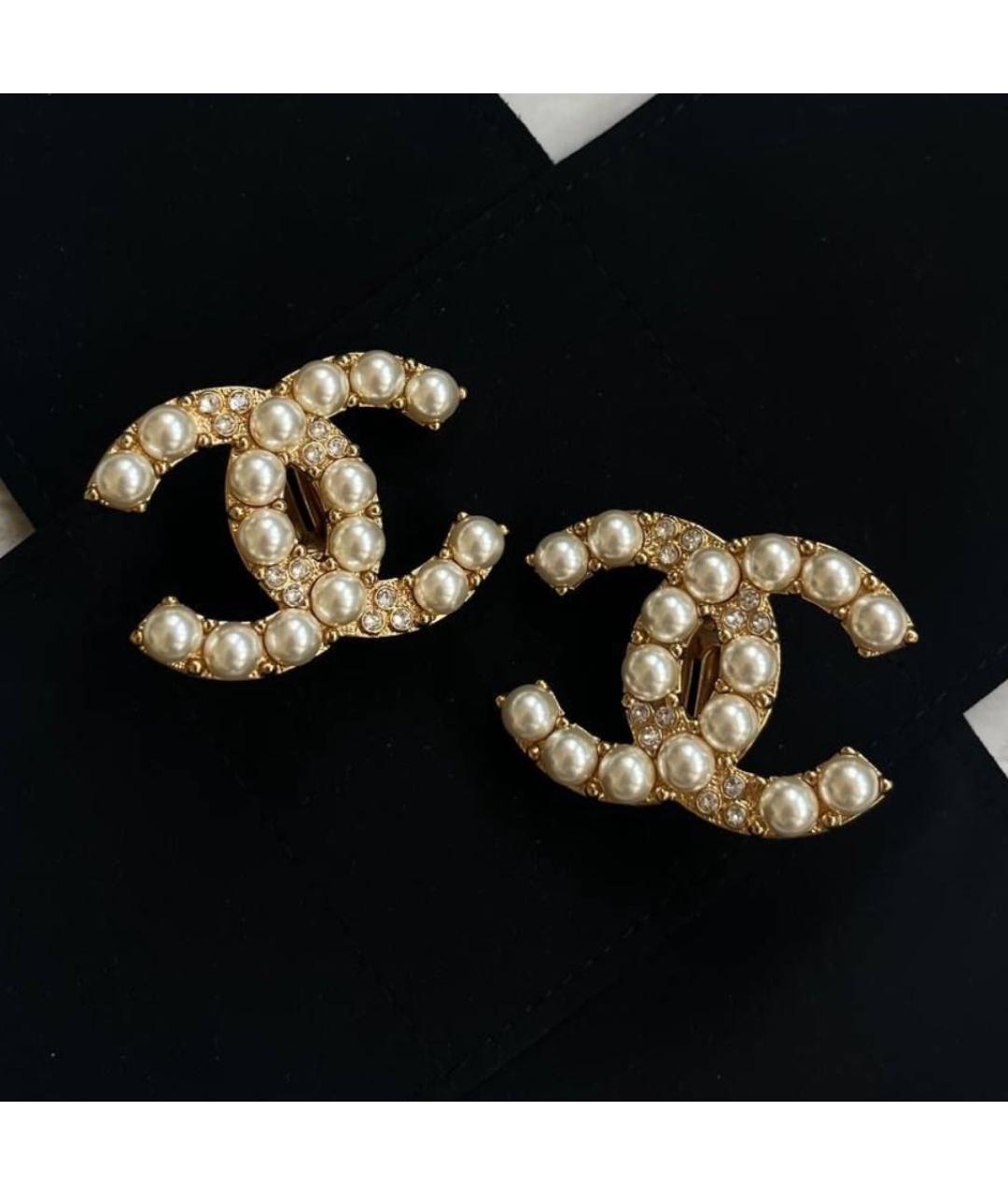 CHANEL Золотые металлические клипсы, фото 5