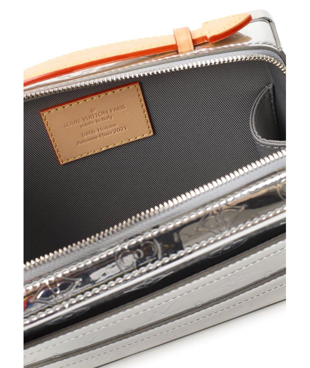 LOUIS VUITTON Серебряная сумка через плечо из лакированной кожи, фото 4