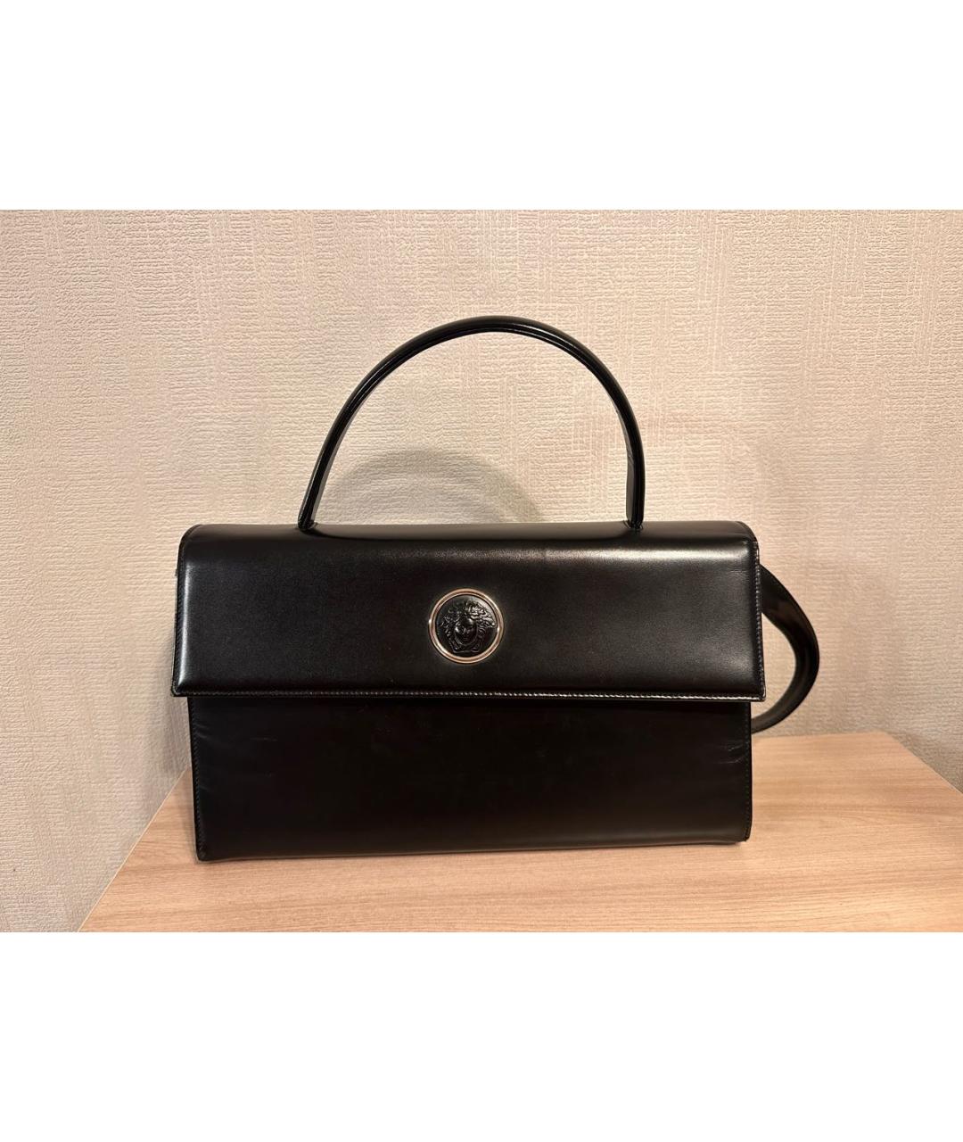 VERSACE Черная кожаная сумка с короткими ручками, фото 8
