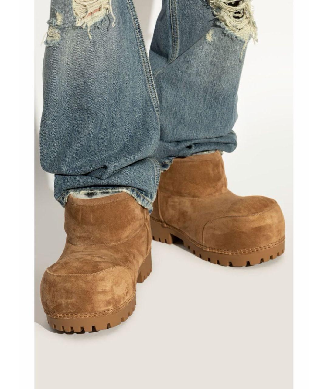 BALENCIAGA Коричневые замшевые сапоги, фото 2