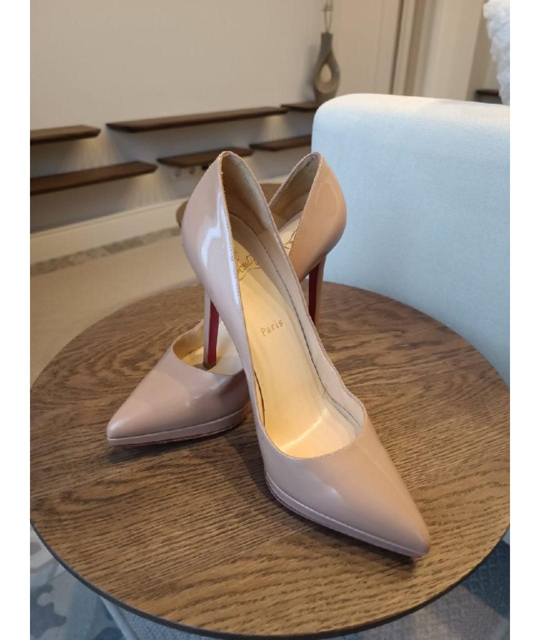 CHRISTIAN LOUBOUTIN Бежевые туфли из лакированной кожи, фото 3