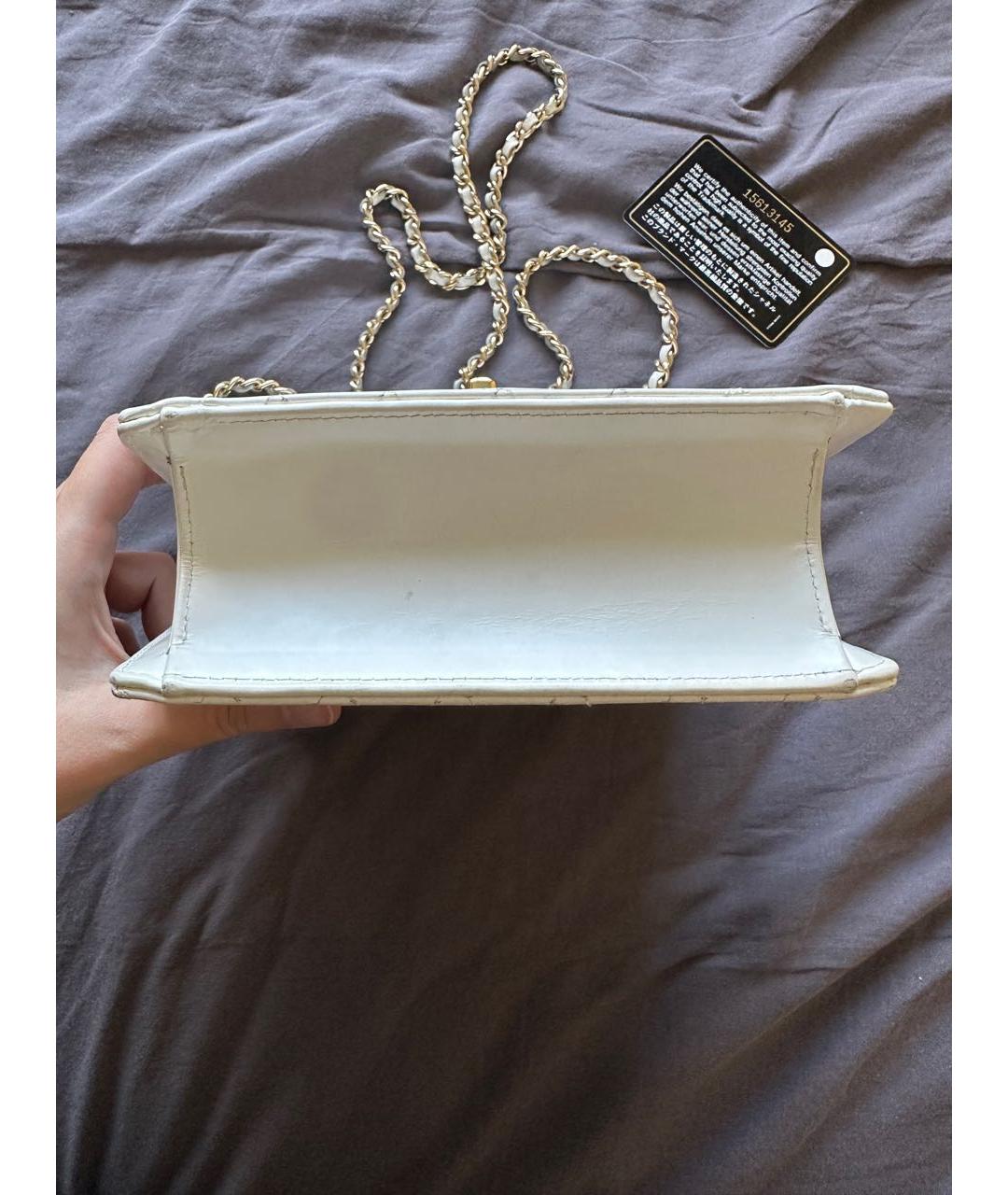 CHANEL Белая кожаная сумка через плечо, фото 6
