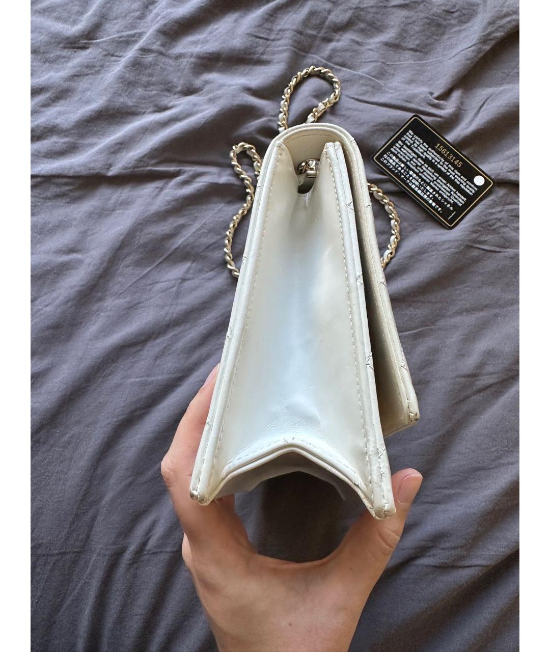 CHANEL Белая кожаная сумка через плечо, фото 5