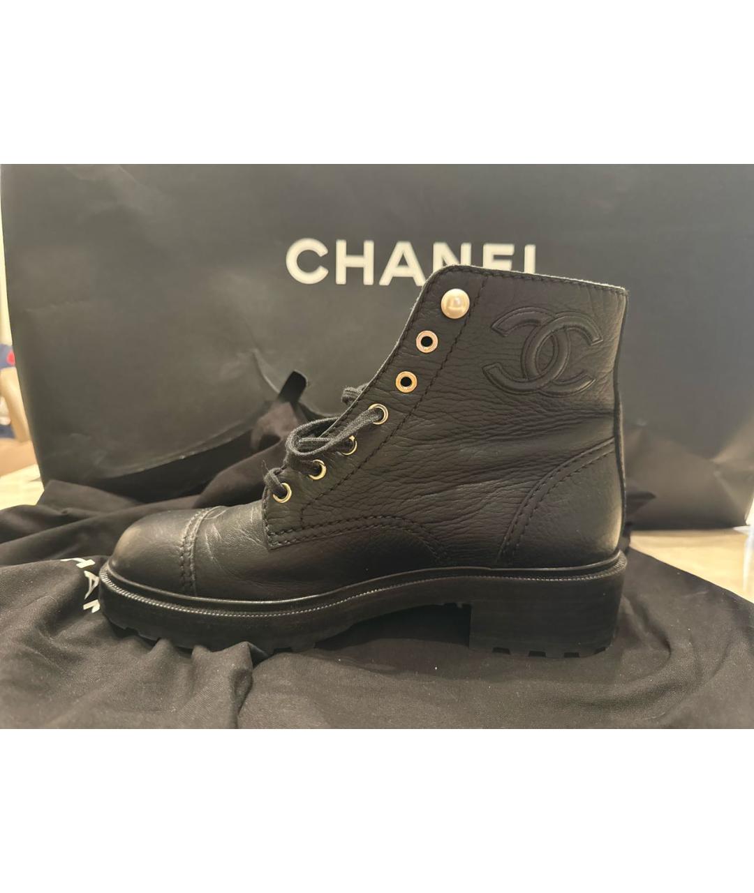 CHANEL Черные кожаные ботинки, фото 4