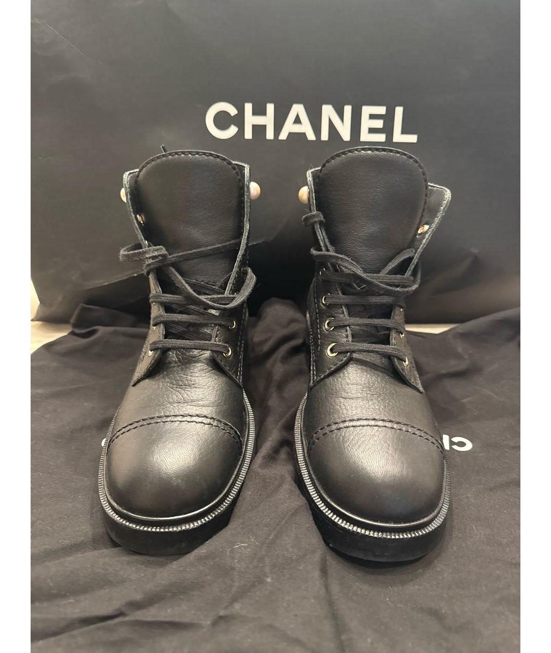 CHANEL Черные кожаные ботинки, фото 2