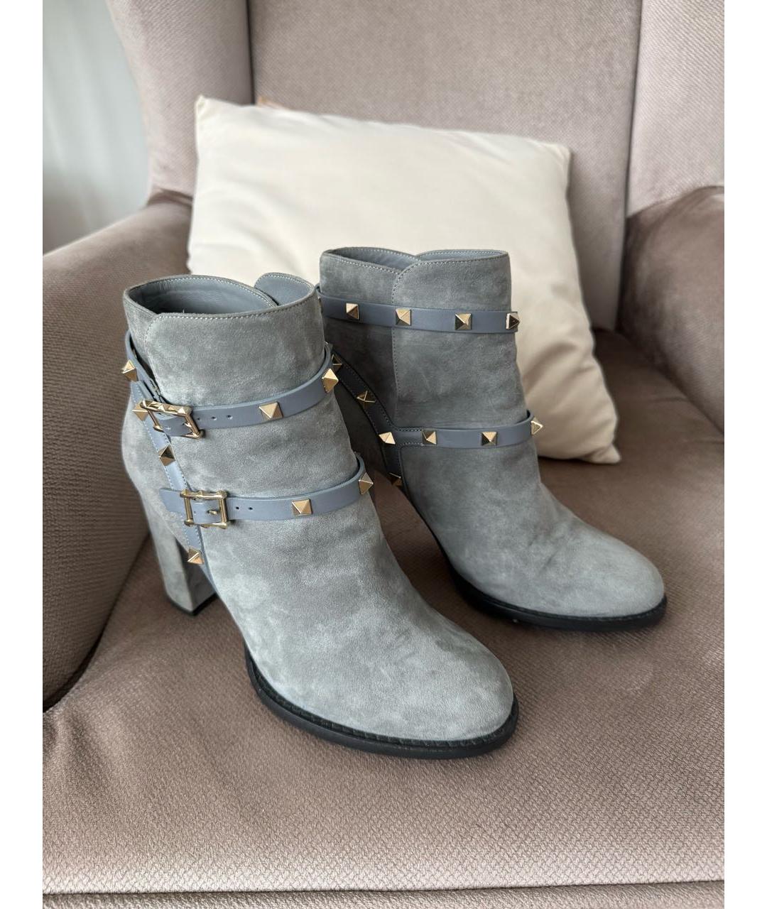 VALENTINO Серые замшевые ботильоны, фото 2