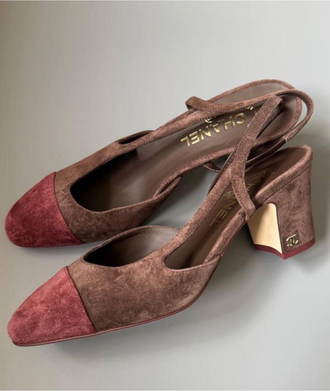 CHANEL Коричневые замшевые лодочки на низком каблуке, фото 3