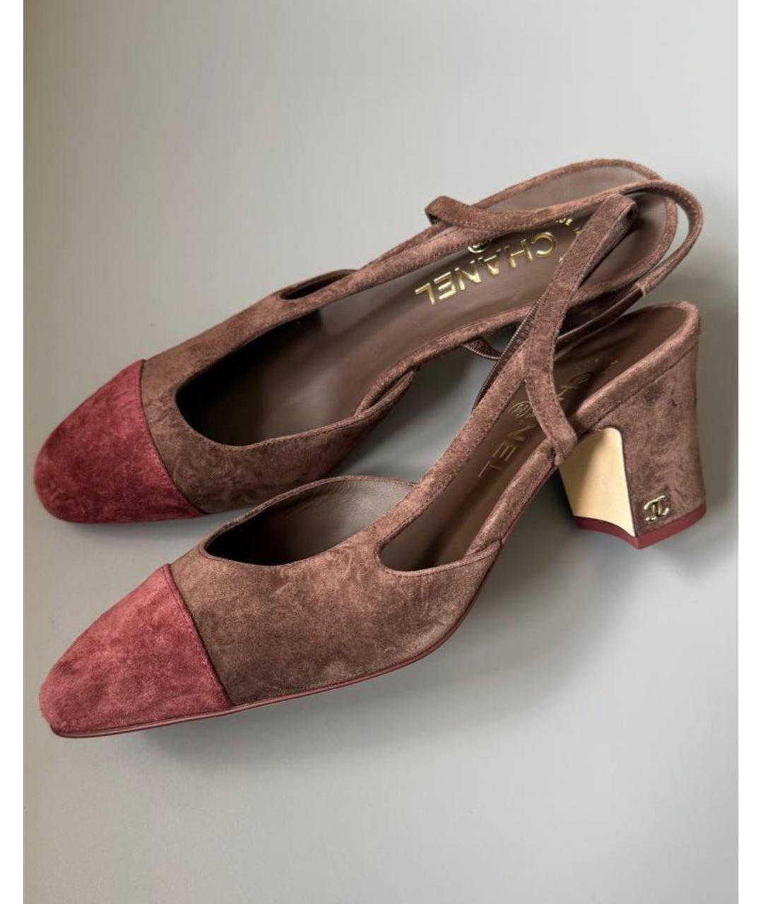 CHANEL Коричневые замшевые лодочки на низком каблуке, фото 2