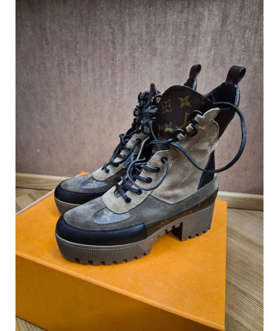 LOUIS VUITTON Коричневые замшевые ботинки, фото 5