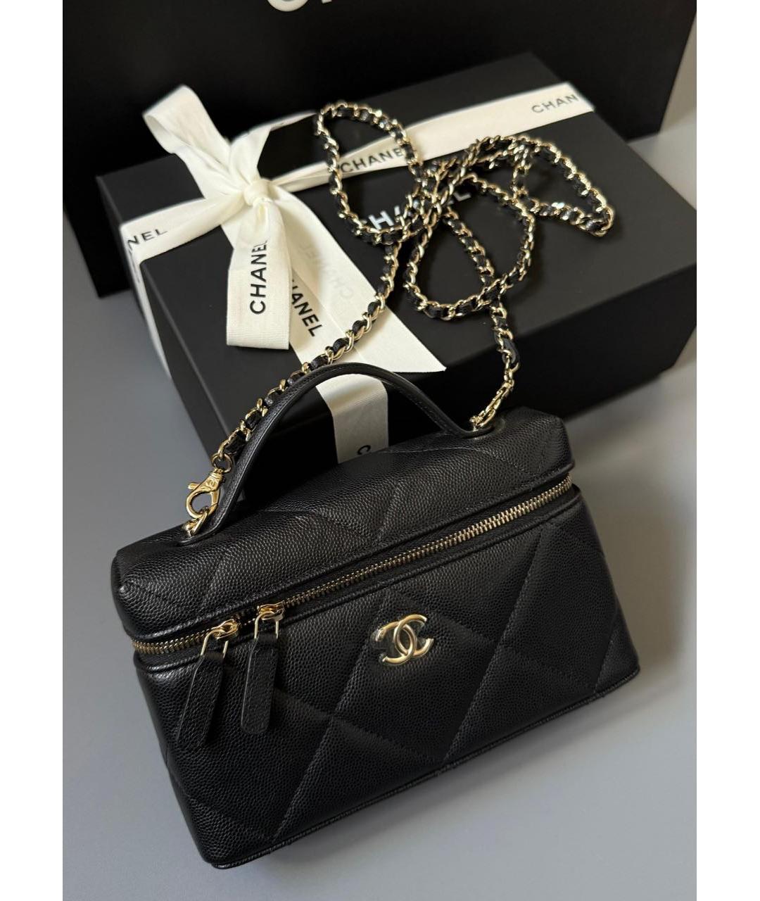 CHANEL Черная кожаная сумка через плечо, фото 2